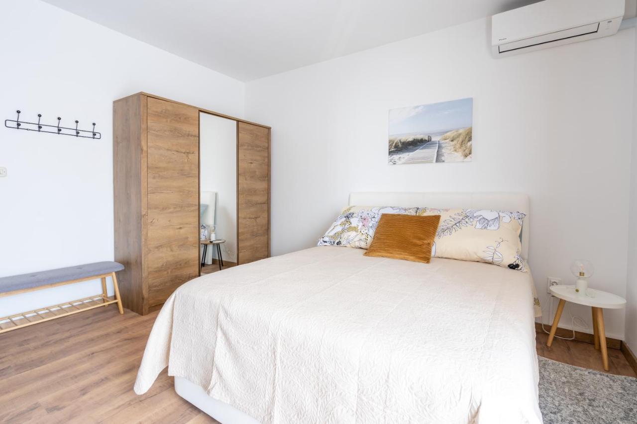 Alto 1 Studio Apartment Rovinj Kültér fotó